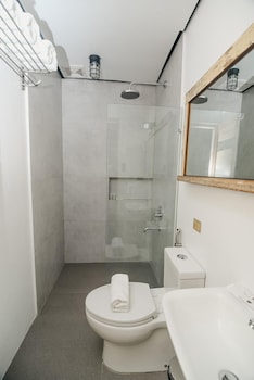The Bricks Hotel,Central Visayas>>Dumaguete,3.5 star