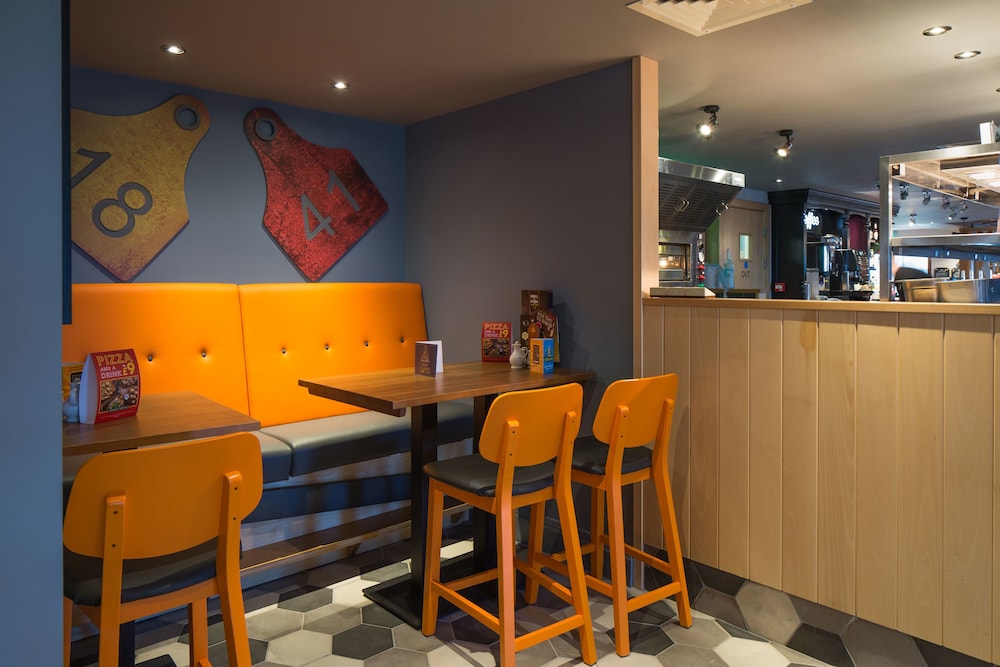 ravens cliff motherwell by marstons inns