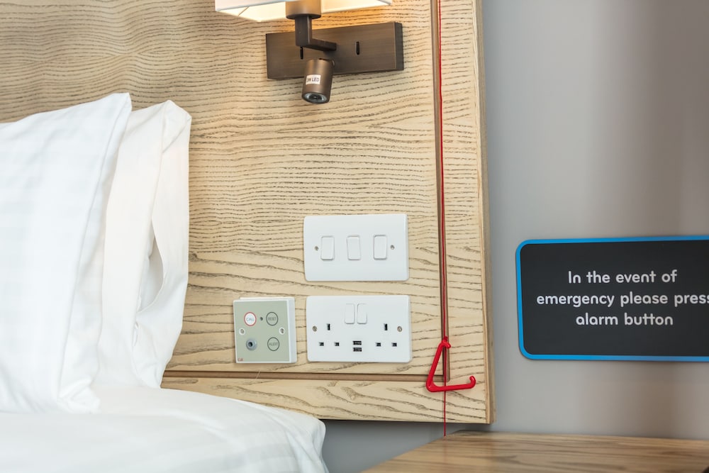 ravens cliff motherwell by marstons inns