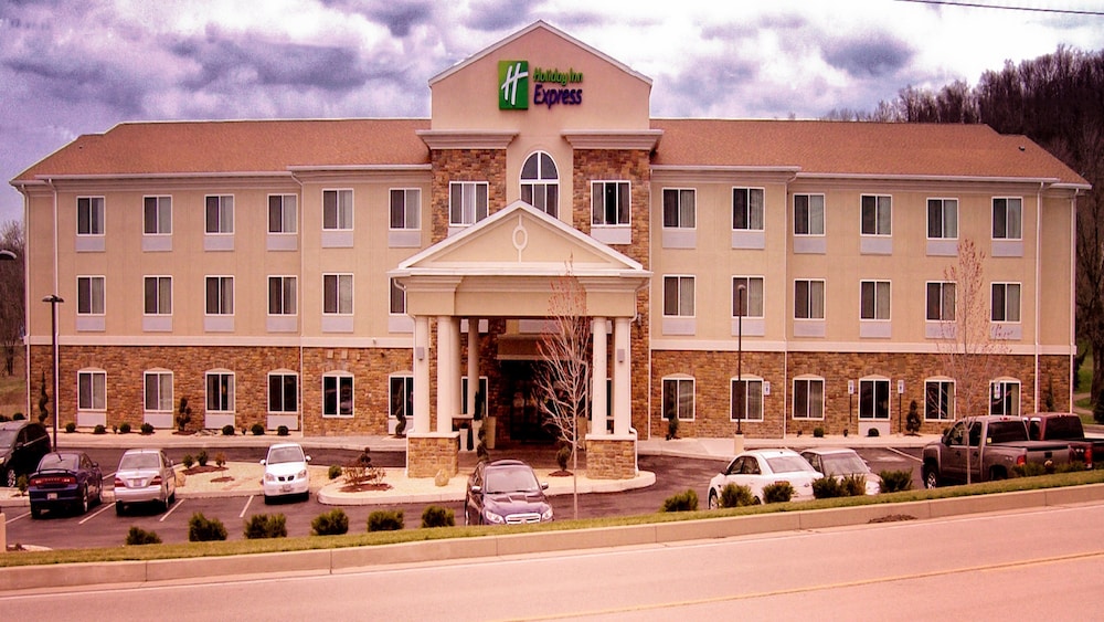holiday inn express and suites belle vernon by ihg