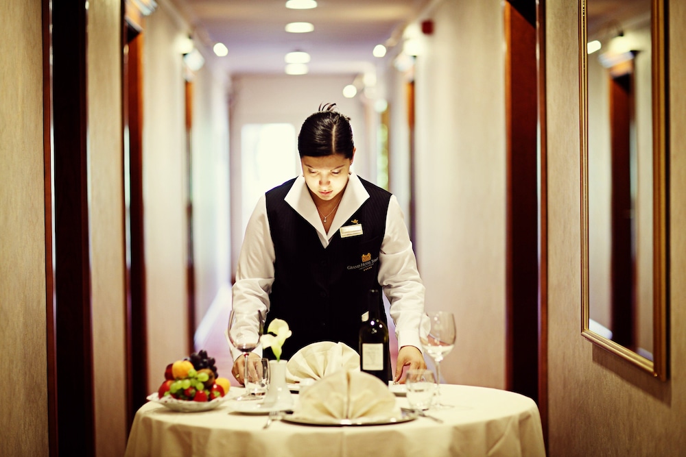 grand hotel toplice