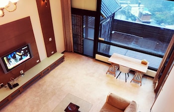 jinguashi cloud mountain homestay bandb