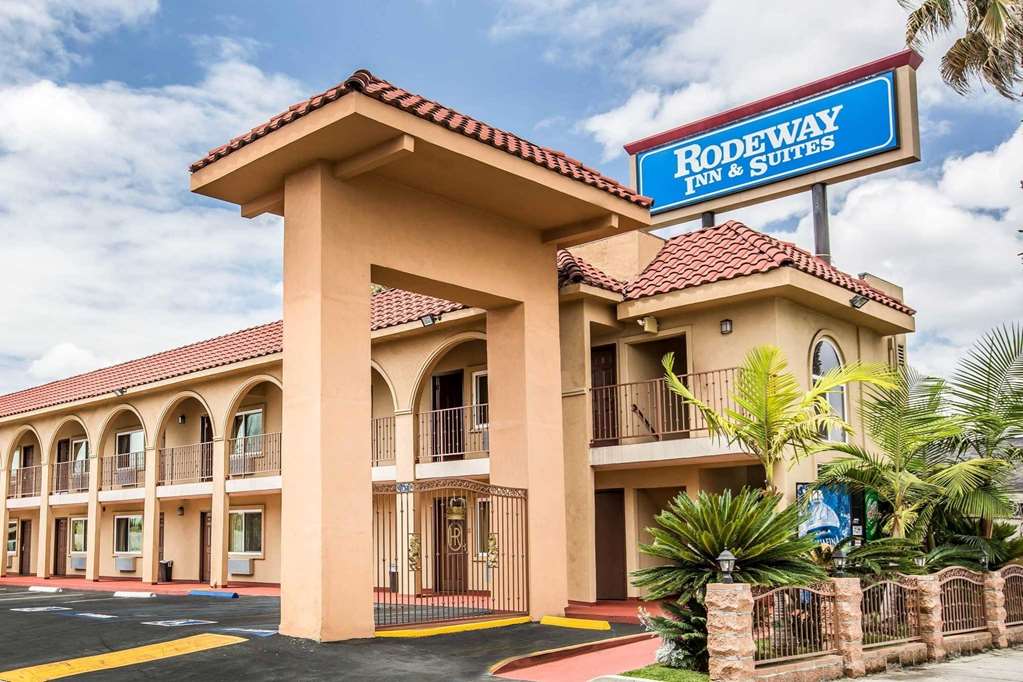 rodeway inn and suites