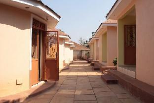 Agabet Hotel,Plot 8, Bufumbo Road,3 star