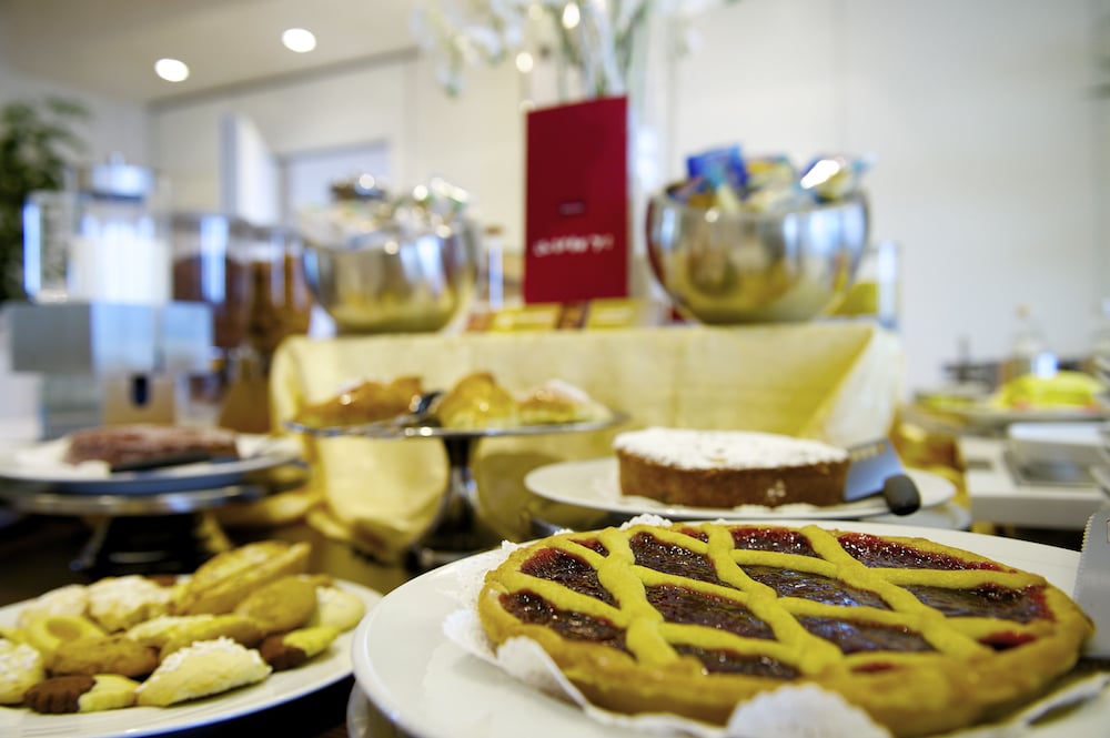 mercure rimini artis