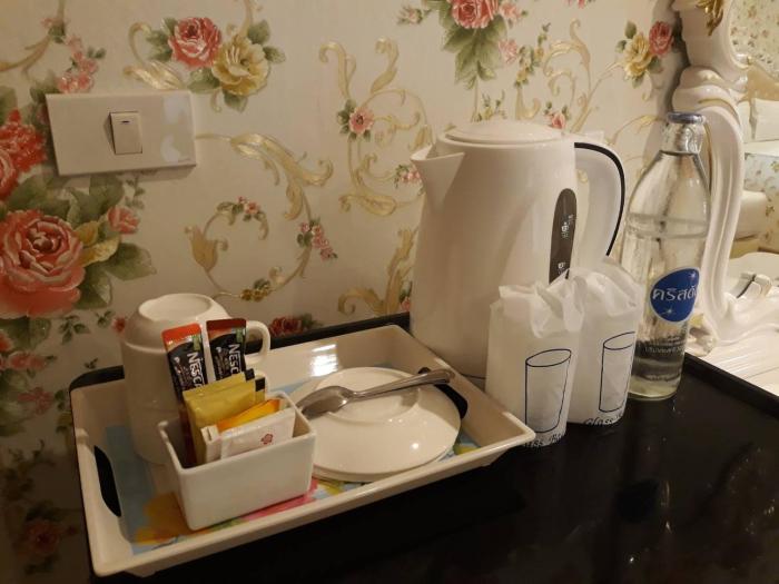 the o zone airport inn