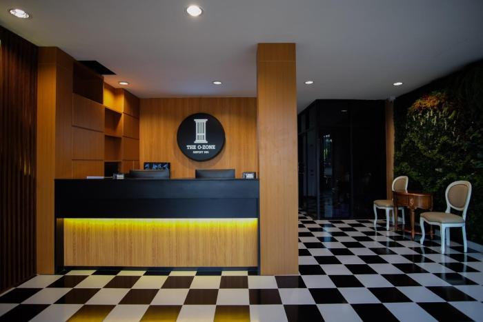 the o zone airport inn