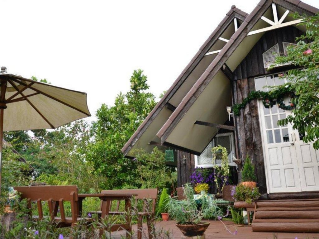 Kiangmok Chalet,Ideally Located In The Prime Touristic Area Of Wang Nam Khieo, Kiangmok Chalet Promises A Relaxing A,3 star