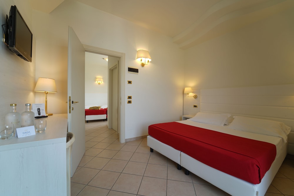 hotel imperial beach