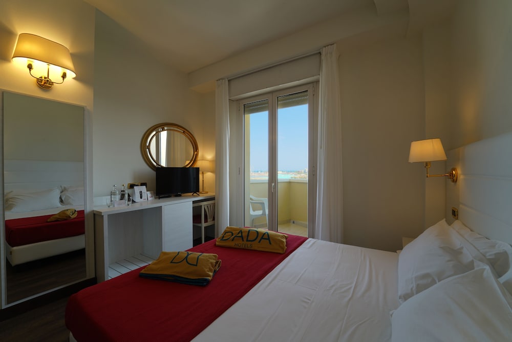 hotel imperial beach