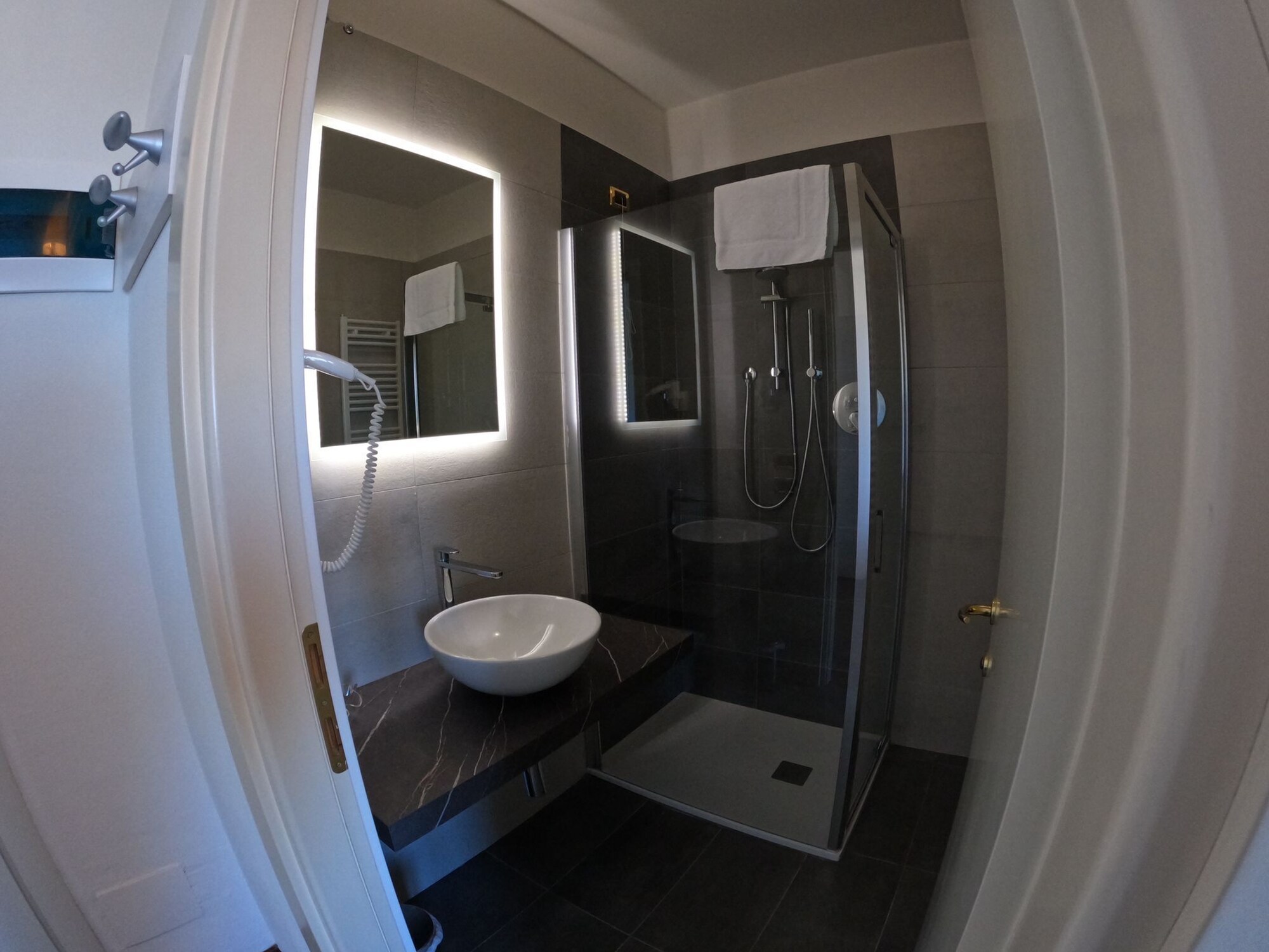 hotel imperial beach