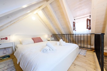 apartments and rooms tiramola