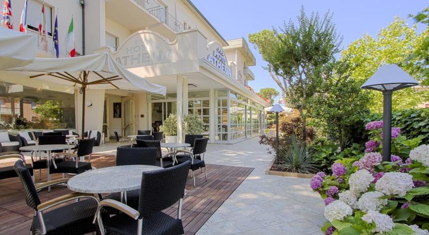 hotel athena