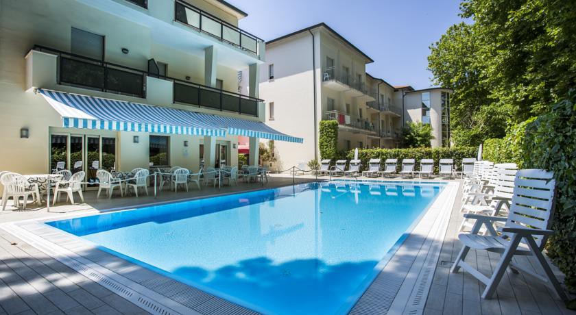 hotel athena