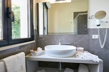 hotel athena