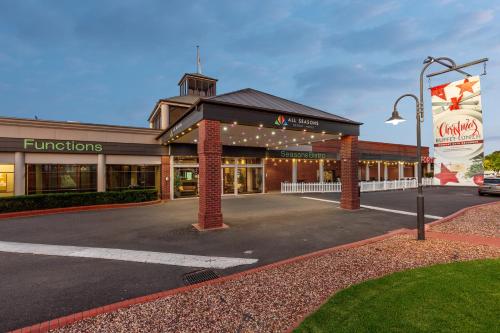 all seasons resort