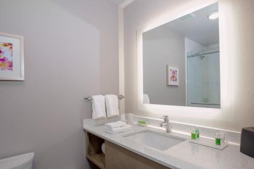 holiday inn tallahassee e capitol univ an ihg hotel