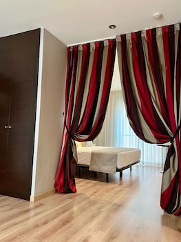 hotel turia granada