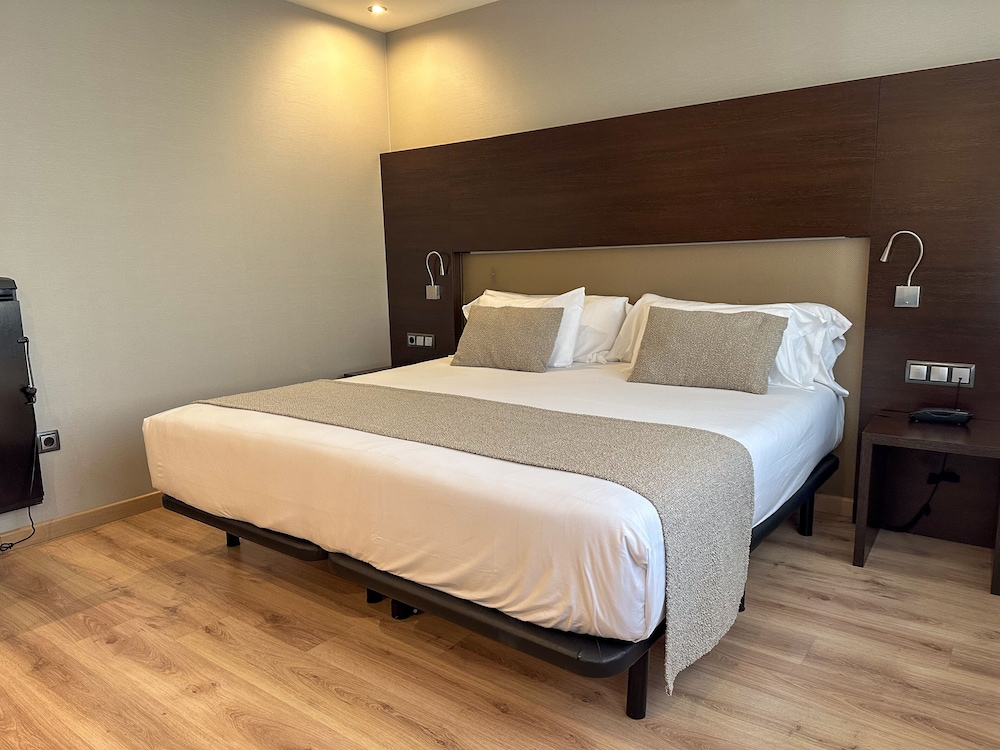hotel turia granada