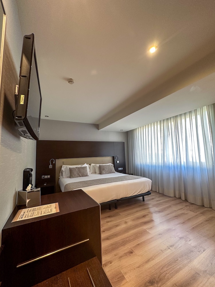 hotel turia granada