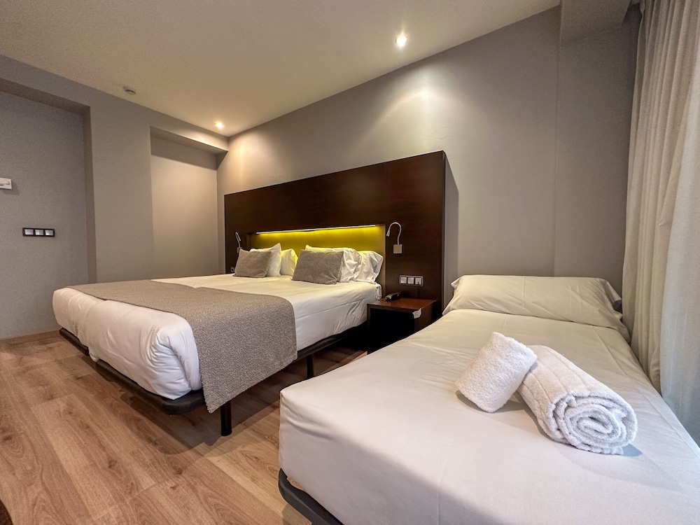 hotel turia granada