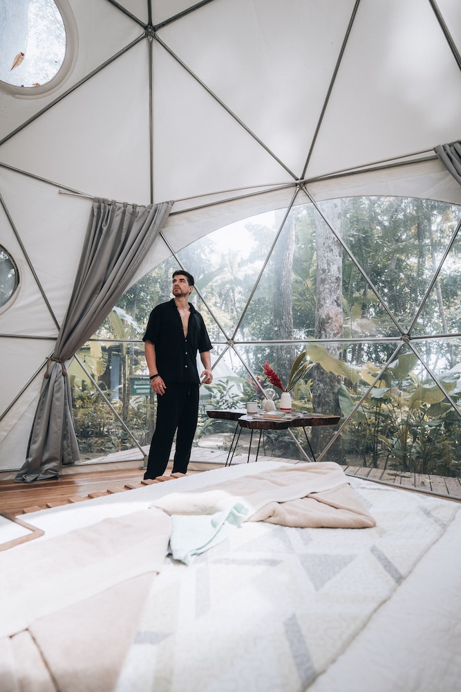 faith glamping dome costa rica