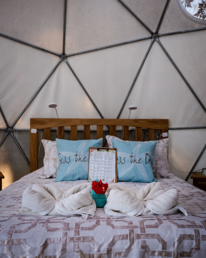 faith glamping dome costa rica