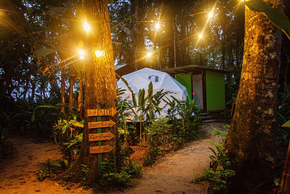 faith glamping dome costa rica