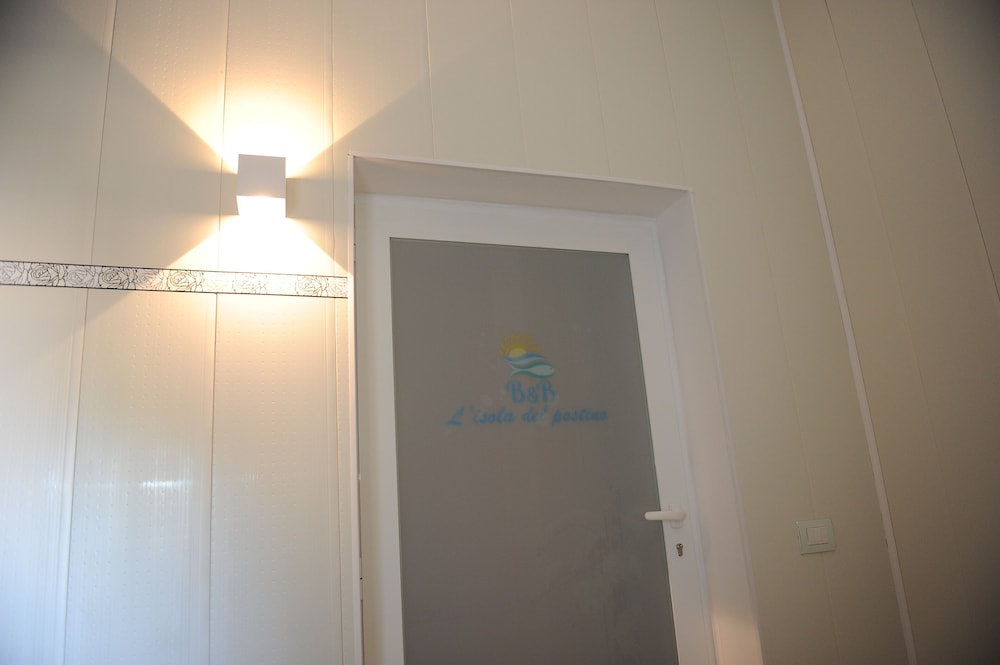 lisola del postino rooms