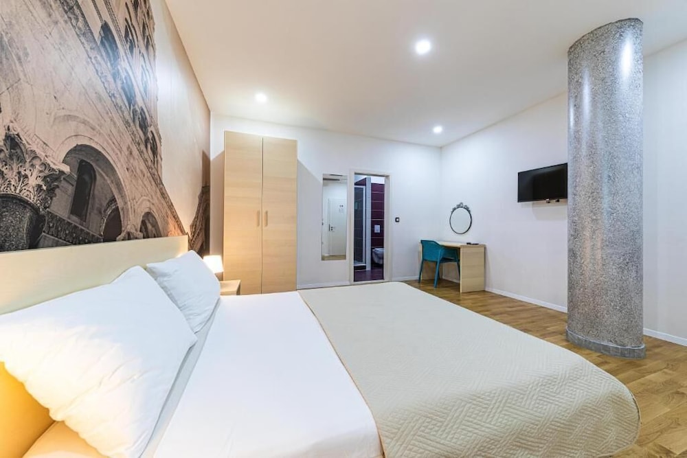 split urban rooms