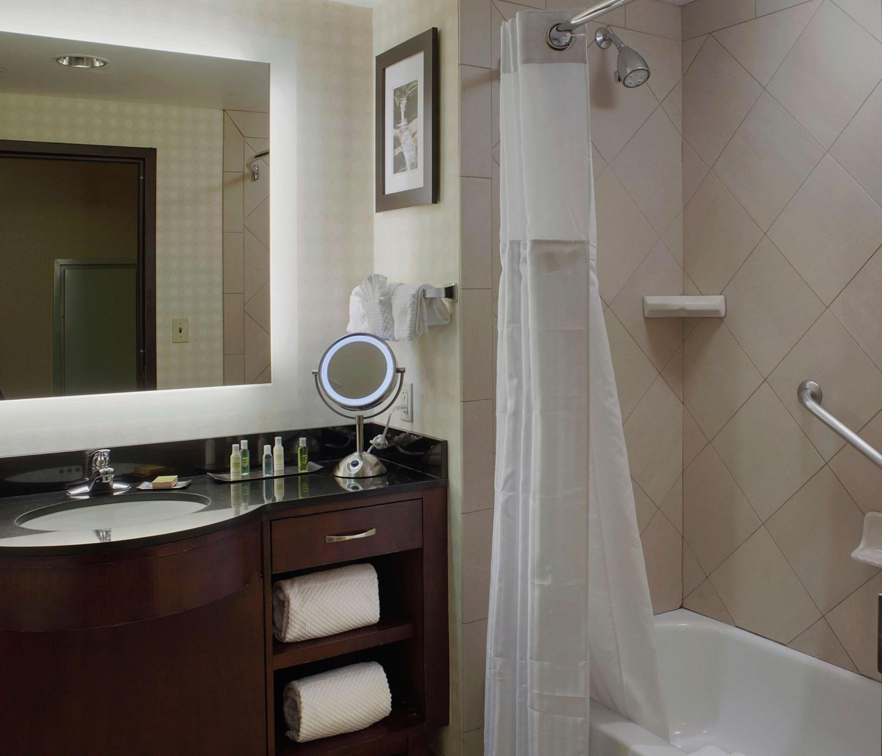 doubletree suites by hilton bentonville