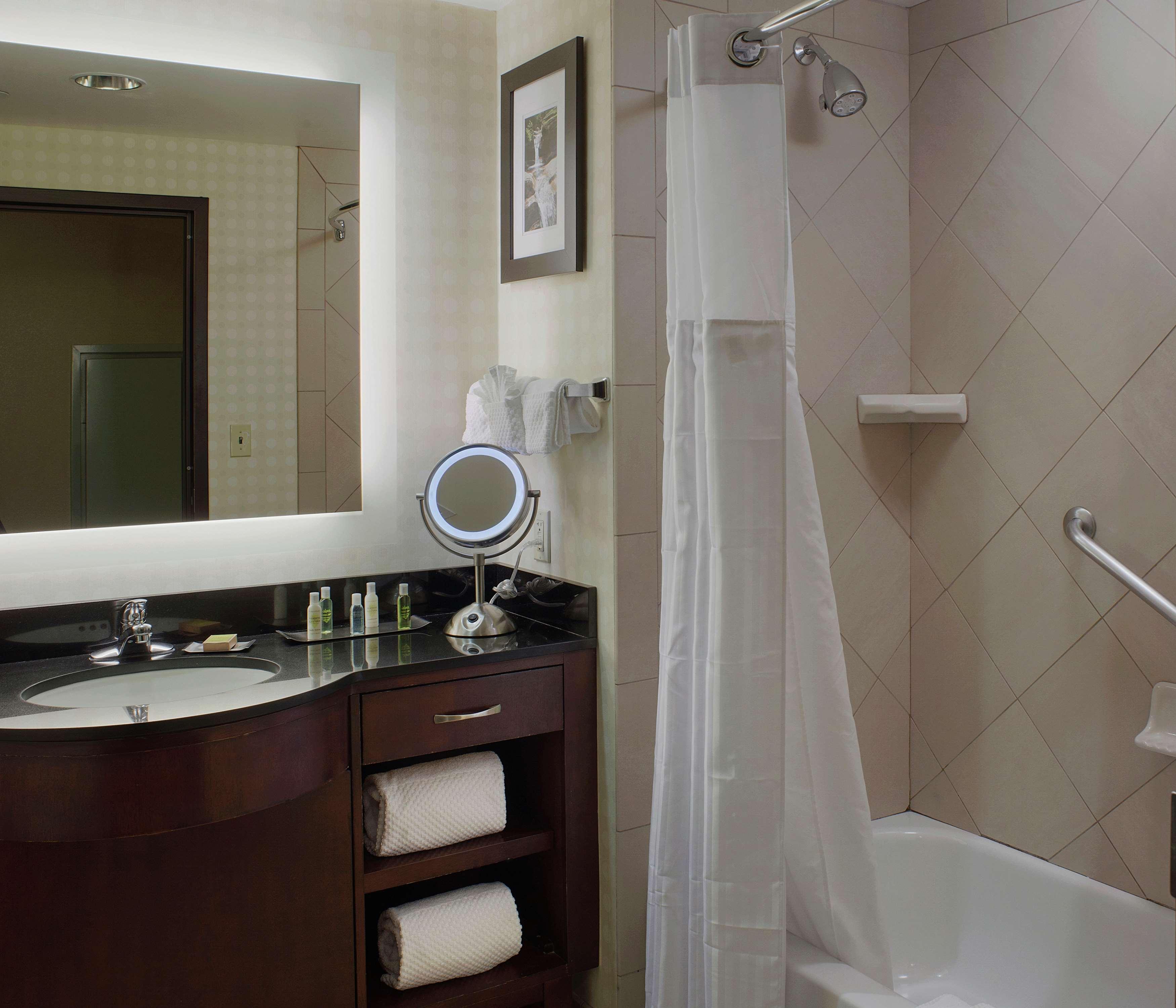 doubletree suites by hilton bentonville