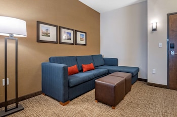 comfort suites columbus airport
