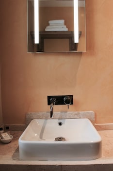 the lodge at hemingford grey house