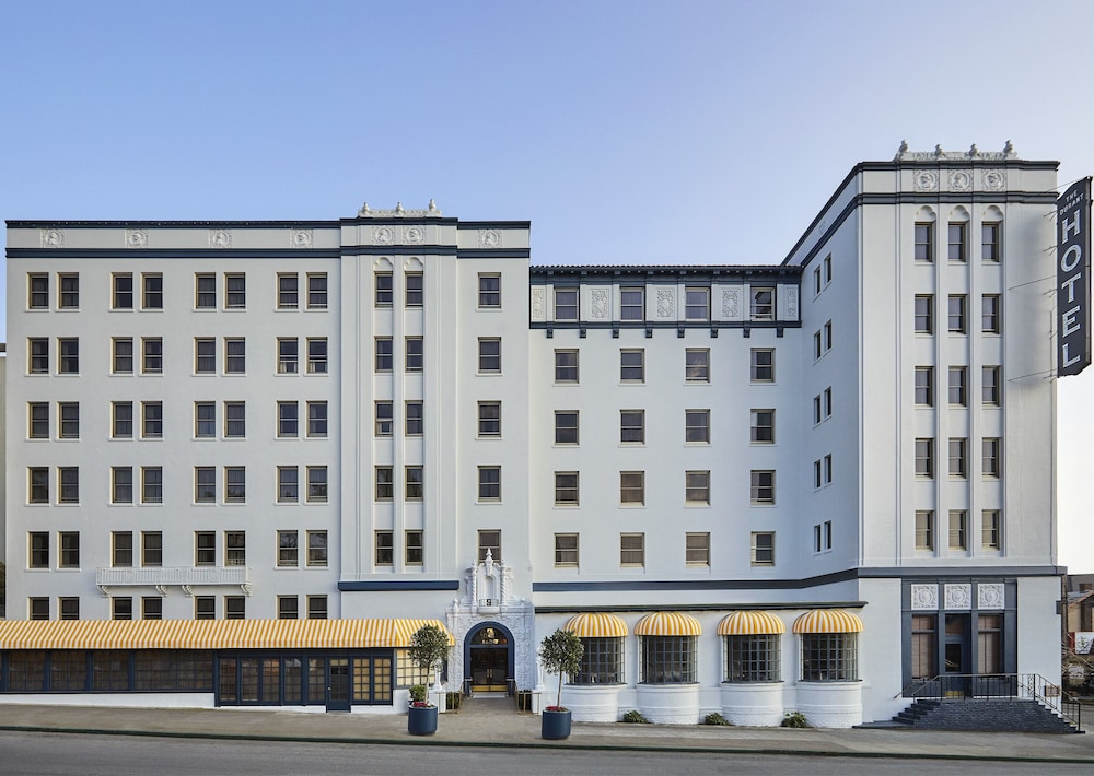 graduate by hilton berkeley