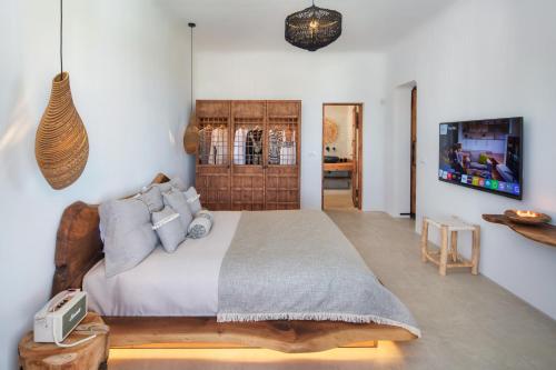 ayama hideaway villa by calm collection