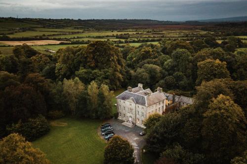 Roundwood House,Ballinakill>>Attanagh,3 star