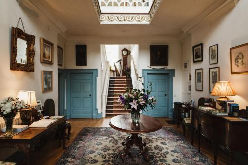 Roundwood House,Ballinakill>>Attanagh,3 star