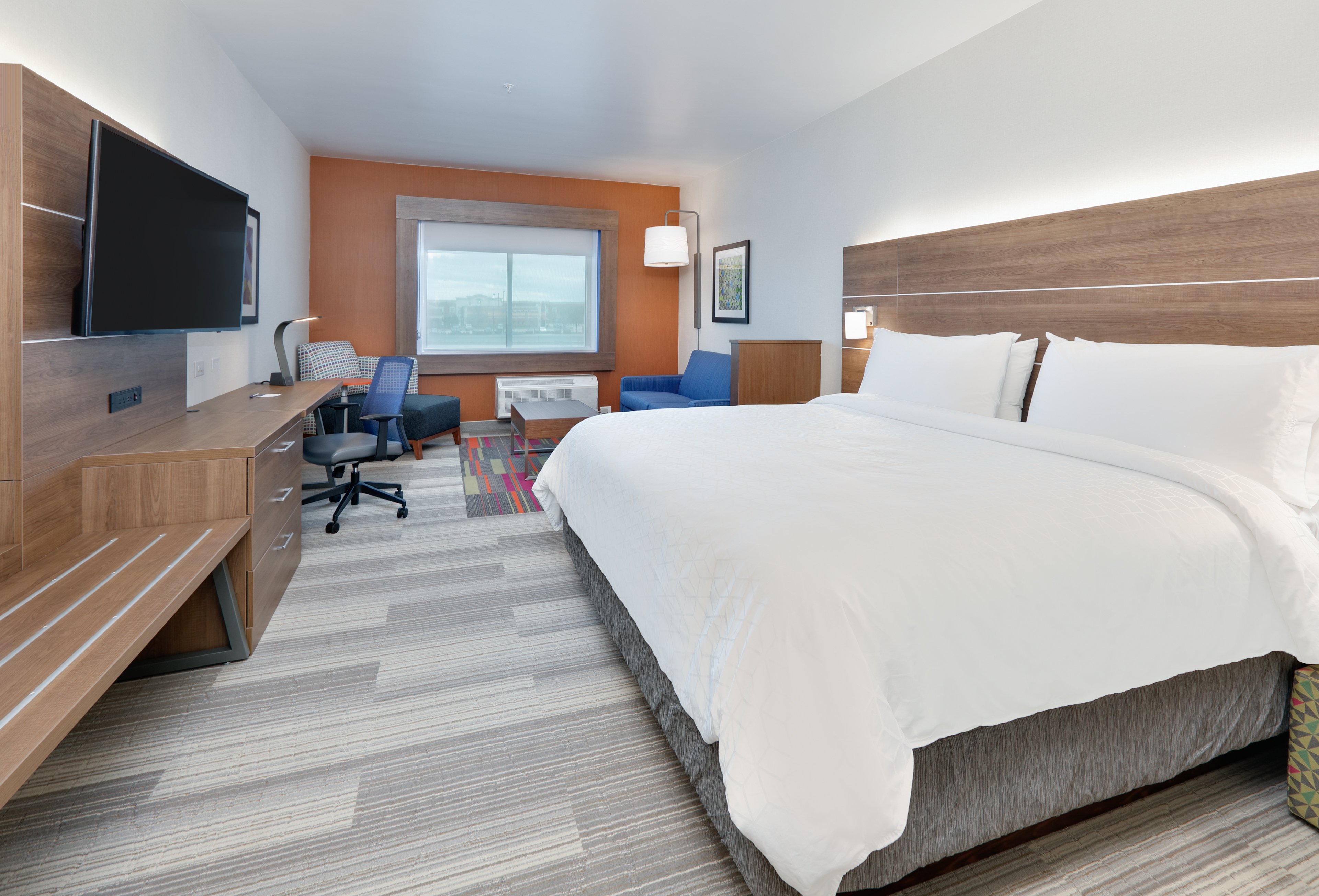 holiday inn express and suites plano east