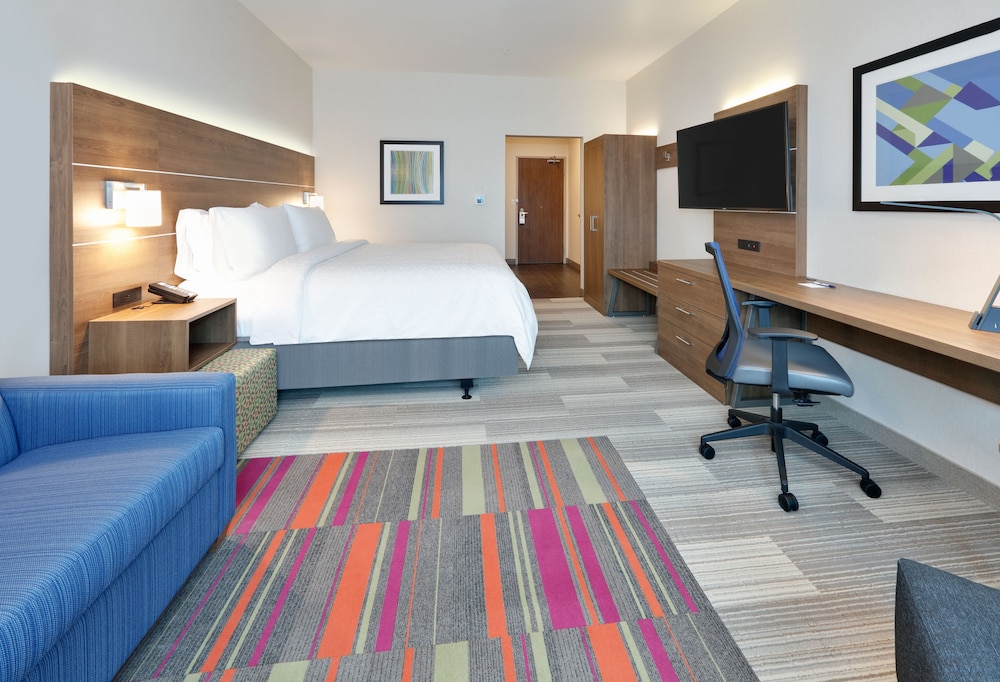 holiday inn express and suites plano east