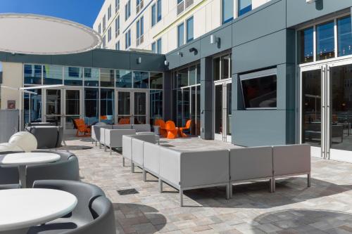 aloft gainesville university area