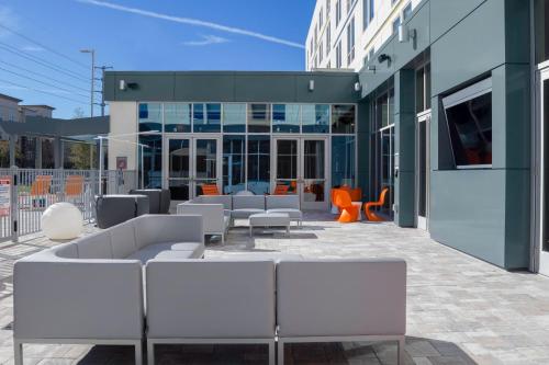 aloft gainesville university area