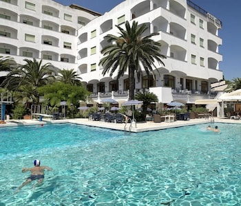 grand hotel don juan