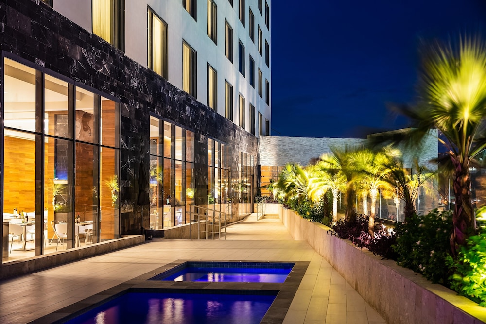 fiesta inn tuxtla fashion mall