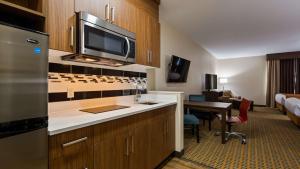 best western plus hinton inn and suites