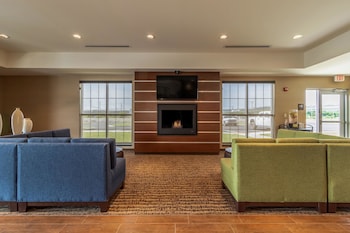 comfort inn and suites harrisburg airport hershe