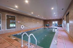 comfort inn and suites harrisburg airport hershe