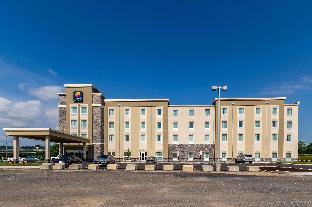 comfort inn and suites harrisburg airport hershe