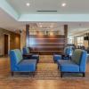 comfort inn and suites harrisburg airport hershe