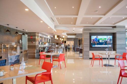 hilton garden inn leon